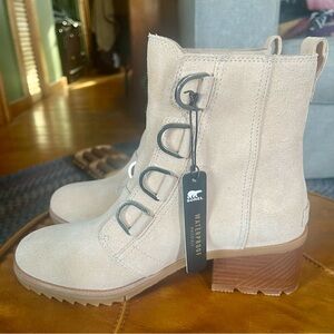 Sorel Women's Cate Lace Up Boots